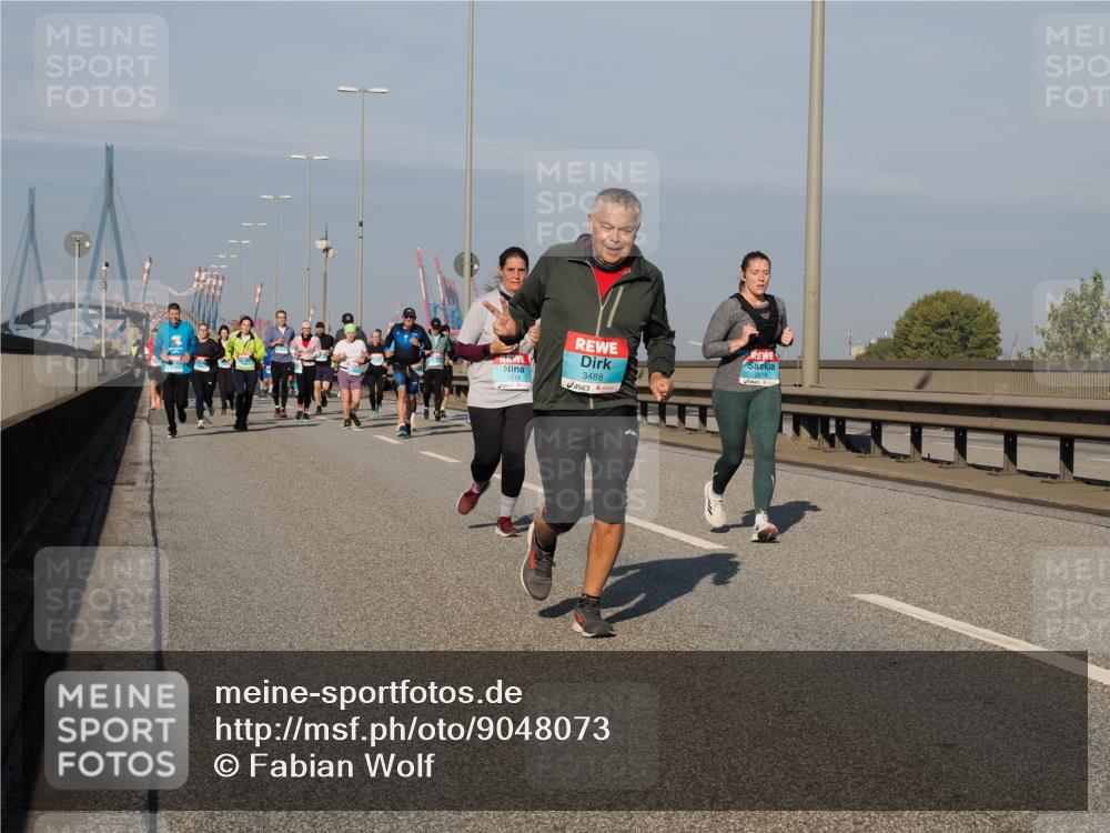 03.10.2025 - Köhlbrandbrückenlauf Fabian Wolf http://msf.ph/oto/9048073 03.10.2025 10:00:11 Position 3 1719, 3488 meine-sportfotos.de