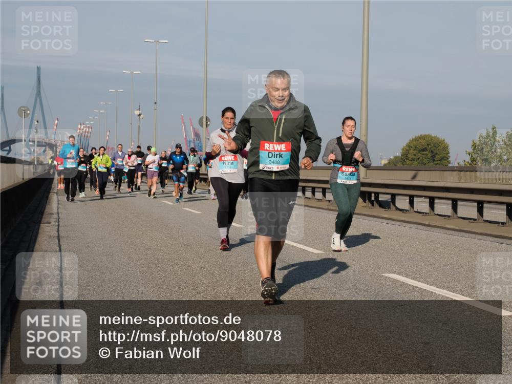 03.10.2025 - Köhlbrandbrückenlauf Fabian Wolf http://msf.ph/oto/9048078 03.10.2025 10:00:12 Position 3 3488, 1719, 2678 meine-sportfotos.de