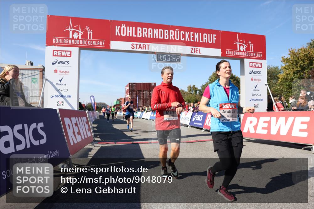 03.10.2025 - Köhlbrandbrückenlauf Lena Gebhardt http://msf.ph/oto/9048079 03.10.2025 13:03:53 Ziel 4127, 4274, 4322, 4349, 5098, 5414, 5447, 5639, 5950, 6315, 6341, 6392, 6706 meine-sportfotos.de