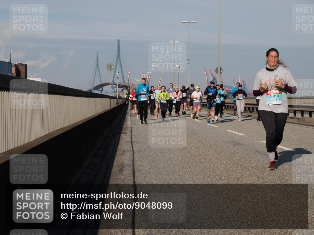 03.10.2025 - Köhlbrandbrückenlauf Fabian Wolf http://msf.ph/oto/9048099 03.10.2025 10:00:13 Position 3 1719 meine-sportfotos.de