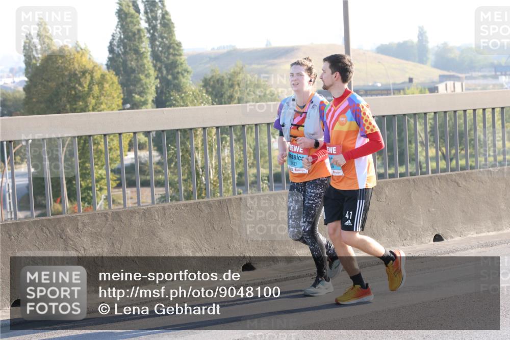 03.10.2025 - Köhlbrandbrückenlauf Lena Gebhardt http://msf.ph/oto/9048100 03.10.2025 09:30:15 Position 1 3637, 41 meine-sportfotos.de