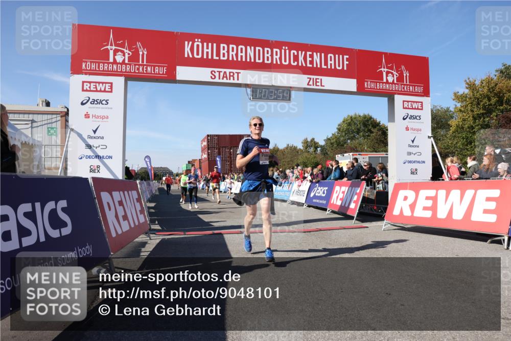 03.10.2025 - Köhlbrandbrückenlauf Lena Gebhardt http://msf.ph/oto/9048101 03.10.2025 13:03:54 Ziel 4127, 4322, 4349, 5098, 5414, 5447, 5950, 6315, 6341, 6392, 6706 meine-sportfotos.de