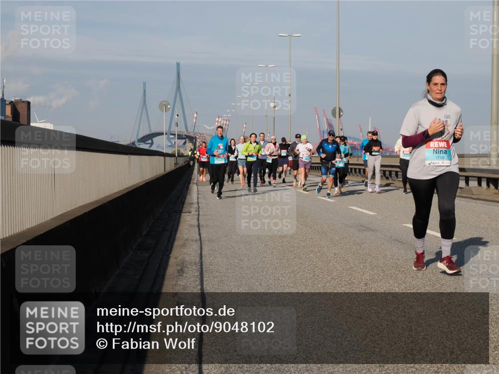 03.10.2025 - Köhlbrandbrückenlauf Fabian Wolf http://msf.ph/oto/9048102 03.10.2025 10:00:13 Position 3 1719 meine-sportfotos.de