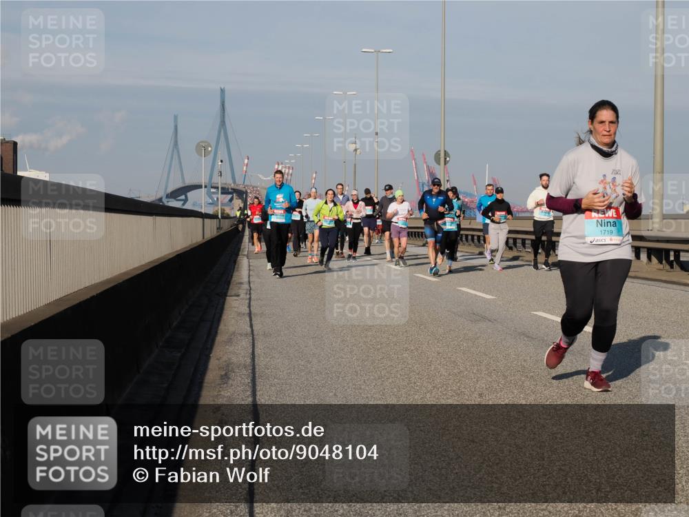 03.10.2025 - Köhlbrandbrückenlauf Fabian Wolf http://msf.ph/oto/9048104 03.10.2025 10:00:13 Position 3 1719 meine-sportfotos.de