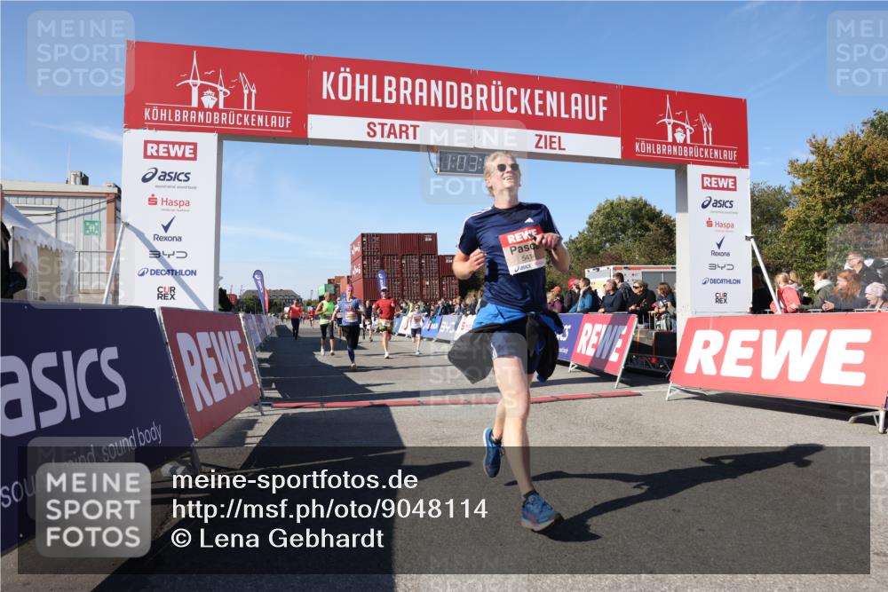 03.10.2025 - Köhlbrandbrückenlauf Lena Gebhardt http://msf.ph/oto/9048114 03.10.2025 13:03:54 Ziel 4127, 4322, 4349, 5098, 5414, 5447, 5950, 6315, 6341, 6392, 6706 meine-sportfotos.de