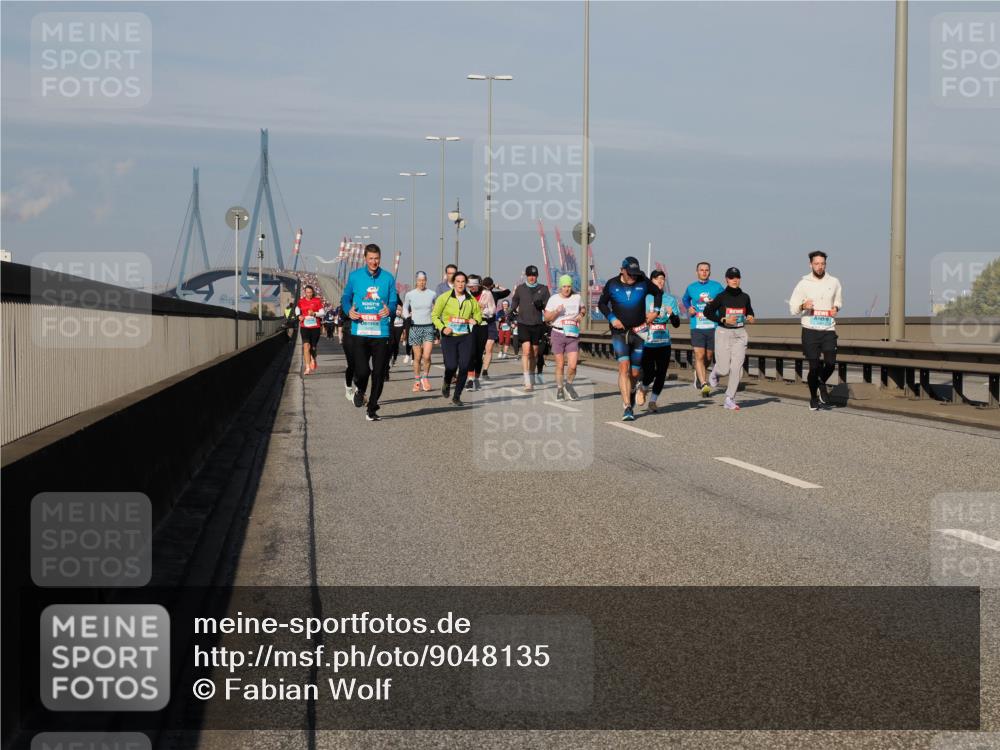03.10.2025 - Köhlbrandbrückenlauf Fabian Wolf http://msf.ph/oto/9048135 03.10.2025 10:00:15 Position 3  meine-sportfotos.de