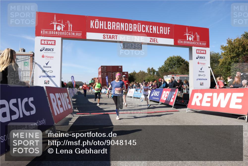 03.10.2025 - Köhlbrandbrückenlauf Lena Gebhardt http://msf.ph/oto/9048145 03.10.2025 13:03:56 Ziel 4127, 4322, 4349, 5098, 5414, 5447, 5950, 5958, 6315, 6341, 6392, 6706 meine-sportfotos.de