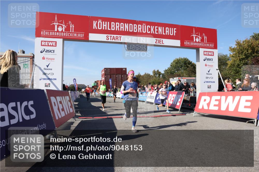 03.10.2025 - Köhlbrandbrückenlauf Lena Gebhardt http://msf.ph/oto/9048153 03.10.2025 13:03:56 Ziel 4127, 4322, 4349, 5098, 5414, 5447, 5950, 5958, 6315, 6341, 6392, 6706 meine-sportfotos.de