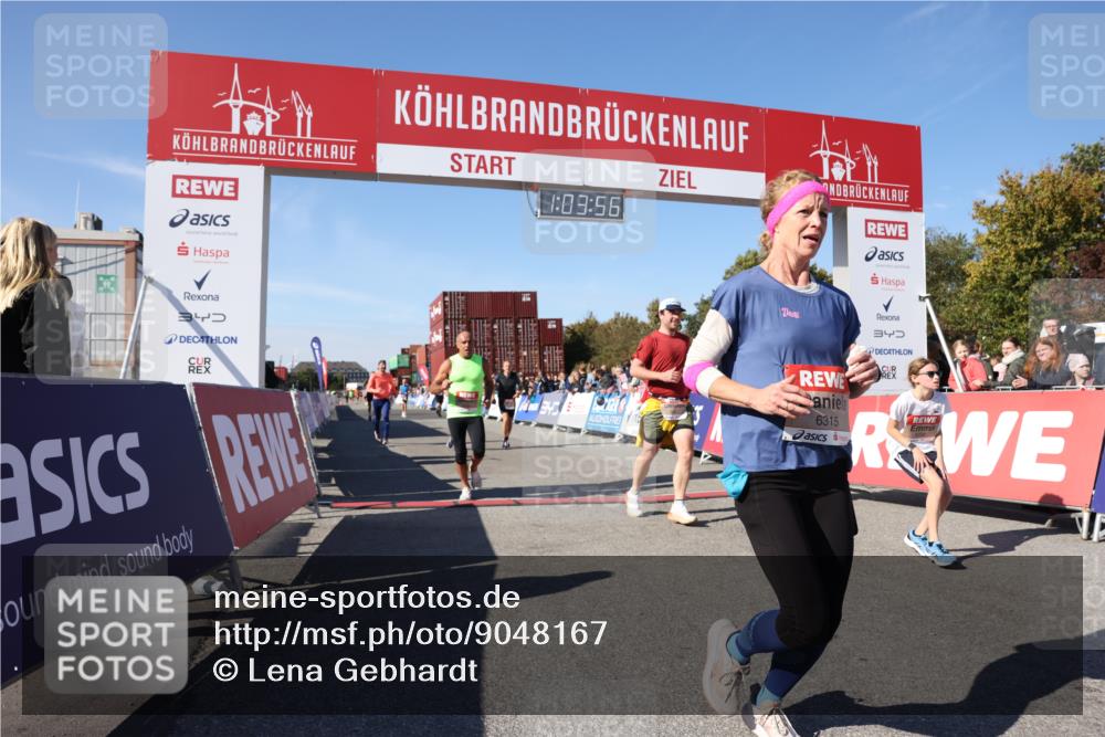 03.10.2025 - Köhlbrandbrückenlauf Lena Gebhardt http://msf.ph/oto/9048167 03.10.2025 13:03:57 Ziel 4056, 4127, 4322, 4349, 5098, 5414, 5447, 5950, 5958, 6315, 6341, 6392, 6706 meine-sportfotos.de