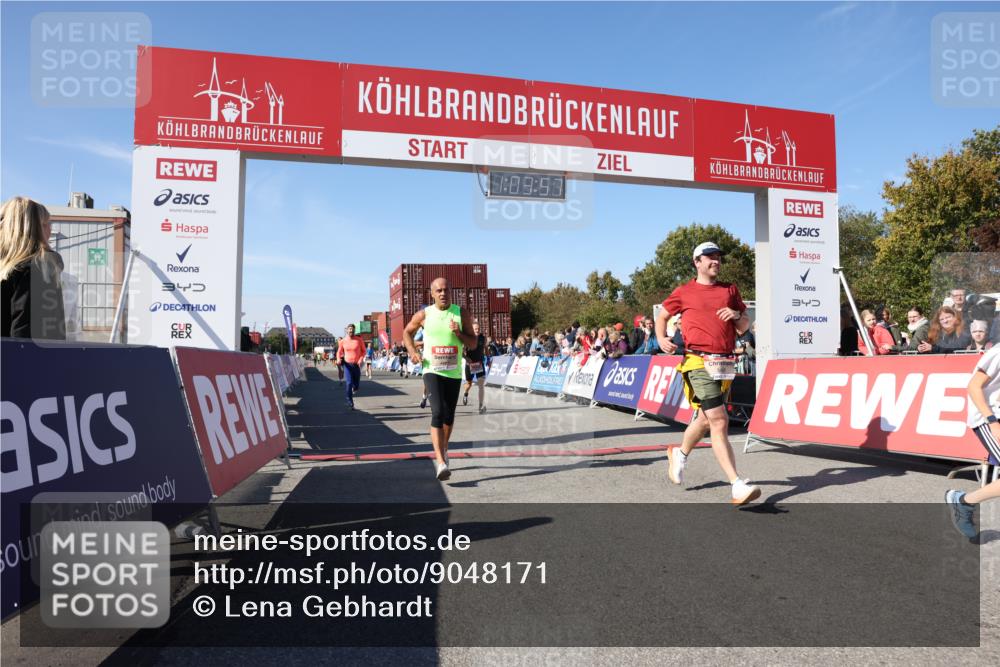 03.10.2025 - Köhlbrandbrückenlauf Lena Gebhardt http://msf.ph/oto/9048171 03.10.2025 13:03:57 Ziel 4056, 4127, 4322, 4349, 5098, 5414, 5447, 5950, 5958, 6315, 6341, 6392, 6706 meine-sportfotos.de