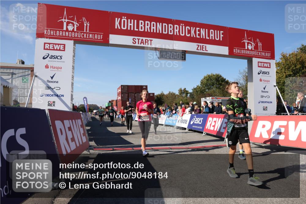 03.10.2025 - Köhlbrandbrückenlauf Lena Gebhardt http://msf.ph/oto/9048184 03.10.2025 13:20:05 Ziel 4433, 4721, 5037, 5175, 5328, 5456, 5481, 5656, 5657, 5658, 6414, 6567, 6568, 6589, 6649 meine-sportfotos.de