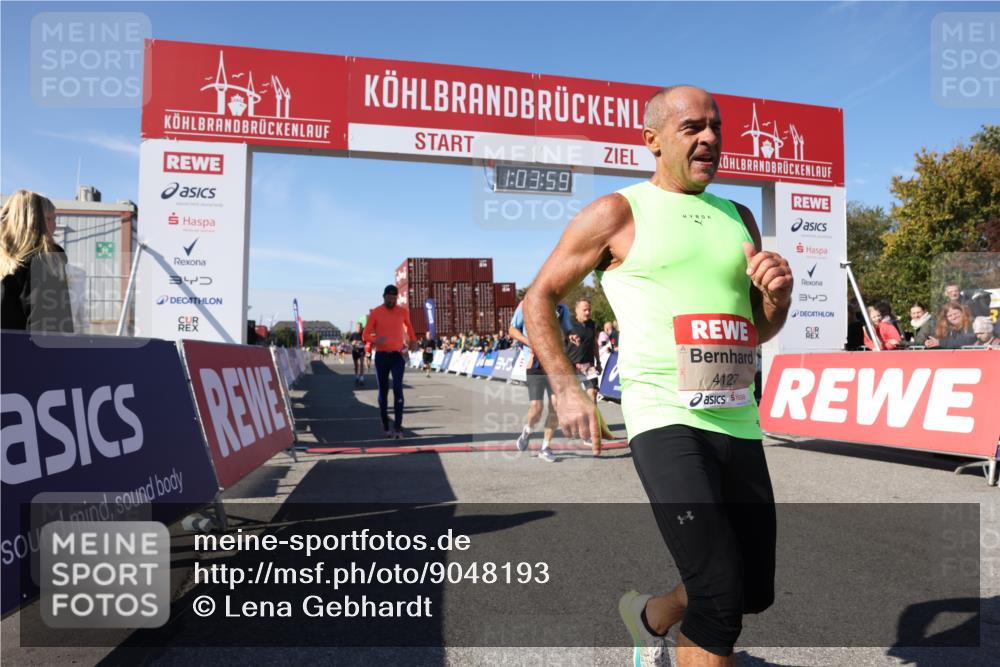 03.10.2025 - Köhlbrandbrückenlauf Lena Gebhardt http://msf.ph/oto/9048193 03.10.2025 13:03:59 Ziel 4056, 4127, 4349, 4372, 4480, 5098, 5414, 5447, 5950, 5958, 6315, 6341, 6392, 6706 meine-sportfotos.de