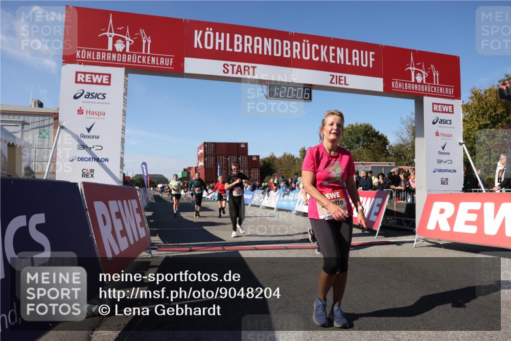 03.10.2025 - Köhlbrandbrückenlauf Lena Gebhardt http://msf.ph/oto/9048204 03.10.2025 13:20:07 Ziel 4402, 4433, 4565, 4721, 5037, 5175, 5328, 5456, 5481, 5656, 5657, 5658, 6589, 6649 meine-sportfotos.de