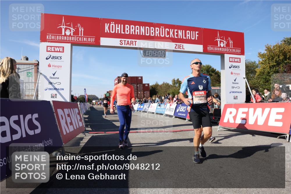 03.10.2025 - Köhlbrandbrückenlauf Lena Gebhardt http://msf.ph/oto/9048212 03.10.2025 13:04:00 Ziel 4056, 4127, 4349, 4372, 4480, 5098, 5414, 5447, 5950, 5958, 6315, 6341, 6392, 6706 meine-sportfotos.de