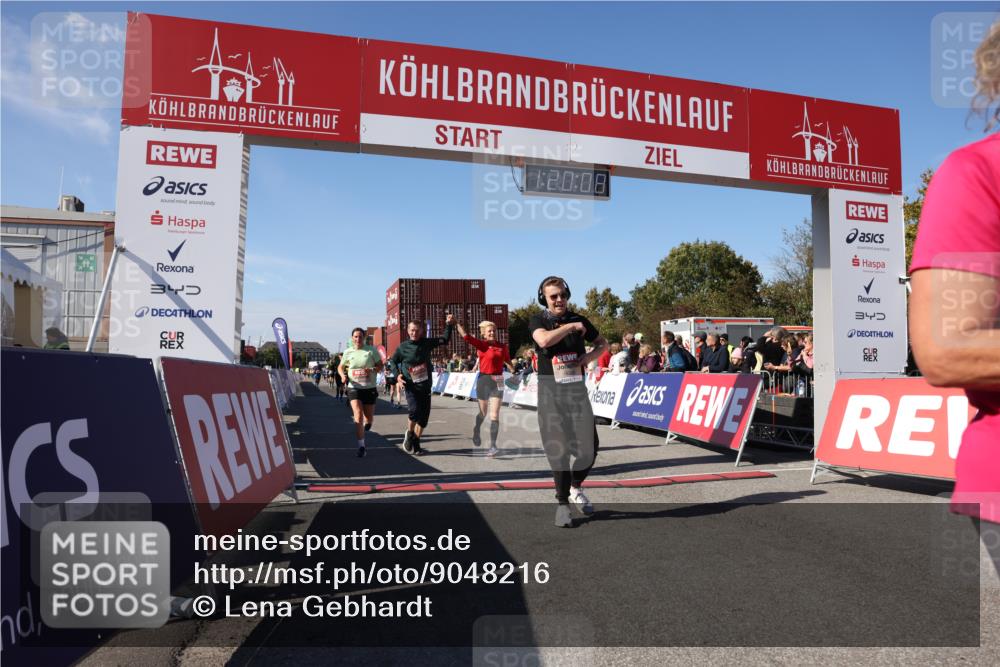 03.10.2025 - Köhlbrandbrückenlauf Lena Gebhardt http://msf.ph/oto/9048216 03.10.2025 13:20:08 Ziel 4402, 4433, 4565, 4721, 4779, 5037, 5175, 5328, 5456, 5481, 5658, 6589, 6649 meine-sportfotos.de