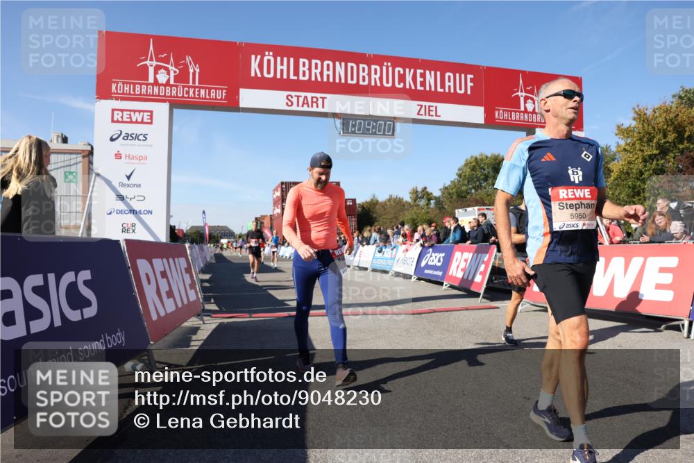 03.10.2025 - Köhlbrandbrückenlauf Lena Gebhardt http://msf.ph/oto/9048230 03.10.2025 13:04:01 Ziel 4056, 4127, 4349, 4372, 4480, 5098, 5414, 5447, 5950, 5958, 6315, 6392 meine-sportfotos.de