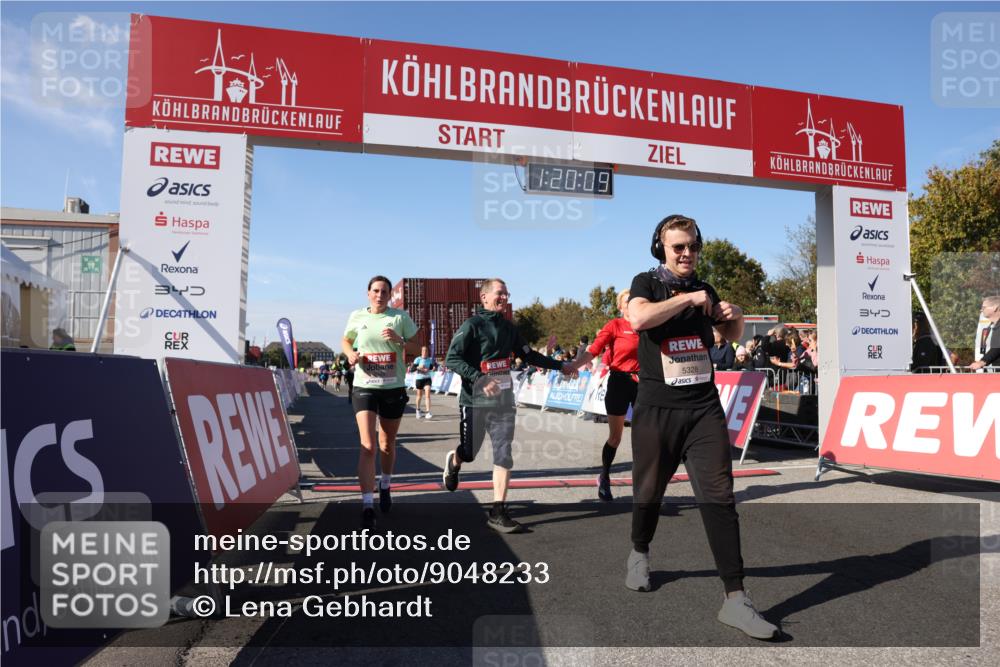 03.10.2025 - Köhlbrandbrückenlauf Lena Gebhardt http://msf.ph/oto/9048233 03.10.2025 13:20:09 Ziel 4397, 4402, 4433, 4565, 4721, 4779, 5037, 5175, 5328, 5456, 5481, 6589, 6649 meine-sportfotos.de