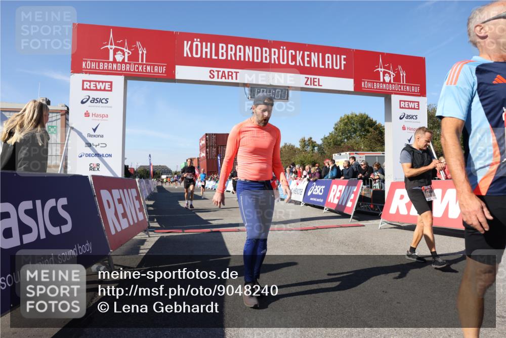 03.10.2025 - Köhlbrandbrückenlauf Lena Gebhardt http://msf.ph/oto/9048240 03.10.2025 13:04:01 Ziel 4056, 4127, 4349, 4372, 4480, 5098, 5414, 5447, 5950, 5958, 6315, 6392 meine-sportfotos.de