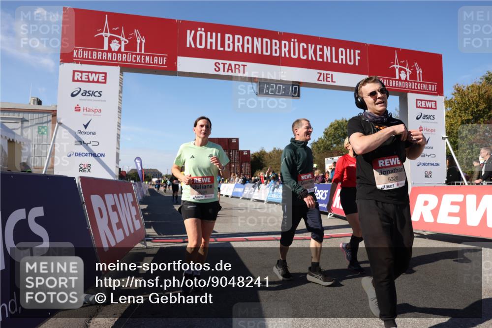 03.10.2025 - Köhlbrandbrückenlauf Lena Gebhardt http://msf.ph/oto/9048241 03.10.2025 13:20:10 Ziel 4397, 4402, 4433, 4565, 4721, 4779, 4994, 5037, 5175, 5328, 5456, 5481, 5683, 6589, 6649 meine-sportfotos.de