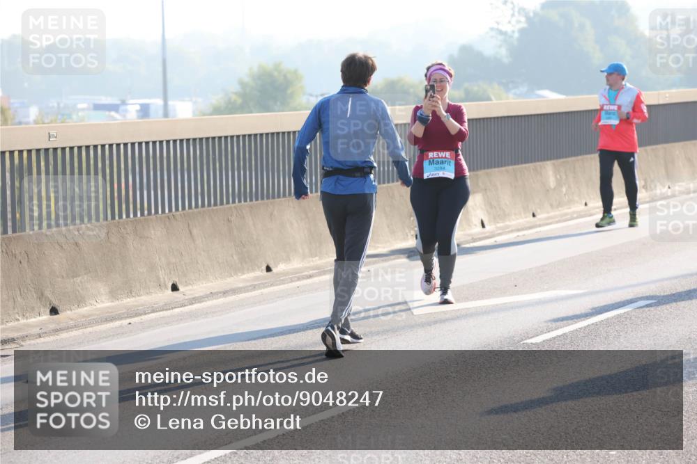03.10.2025 - Köhlbrandbrückenlauf Lena Gebhardt http://msf.ph/oto/9048247 03.10.2025 09:30:24 Position 1 3284 meine-sportfotos.de