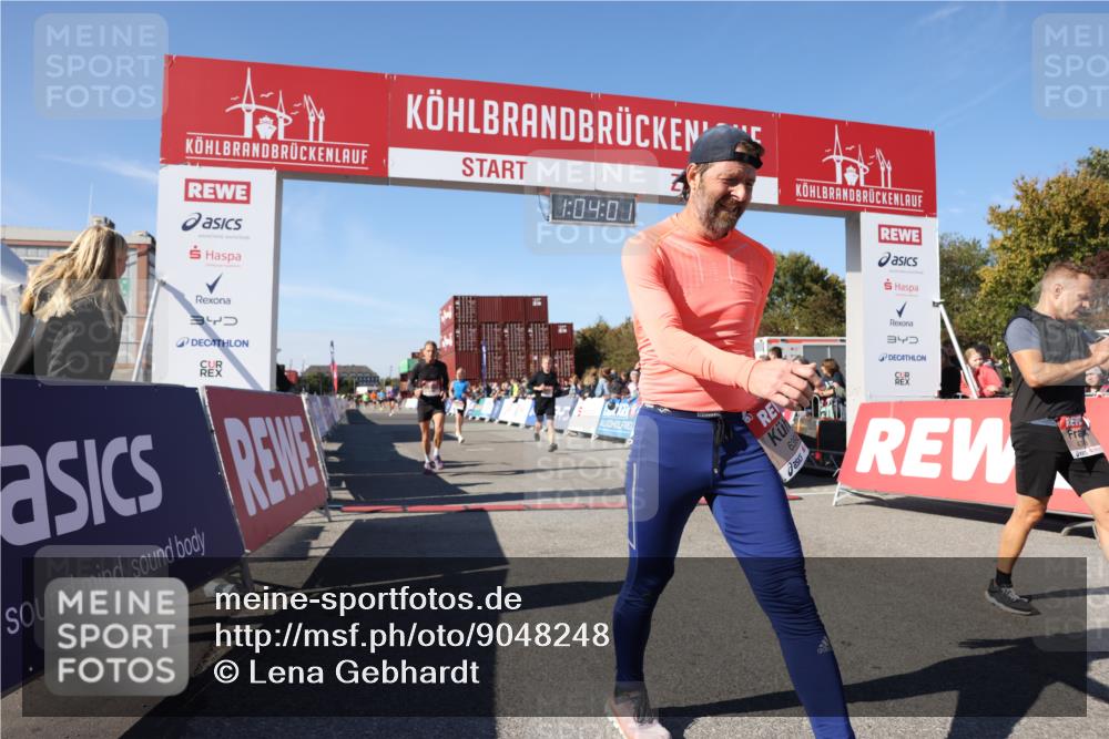 03.10.2025 - Köhlbrandbrückenlauf Lena Gebhardt http://msf.ph/oto/9048248 03.10.2025 13:04:02 Ziel 4056, 4127, 4349, 4372, 4480, 5098, 5414, 5447, 5950, 5958, 6315, 6392 meine-sportfotos.de