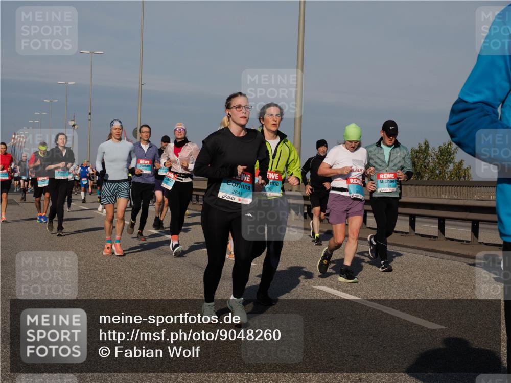 03.10.2025 - Köhlbrandbrückenlauf Fabian Wolf http://msf.ph/oto/9048260 03.10.2025 10:00:21 Position 3 792, 2641, 1794 meine-sportfotos.de