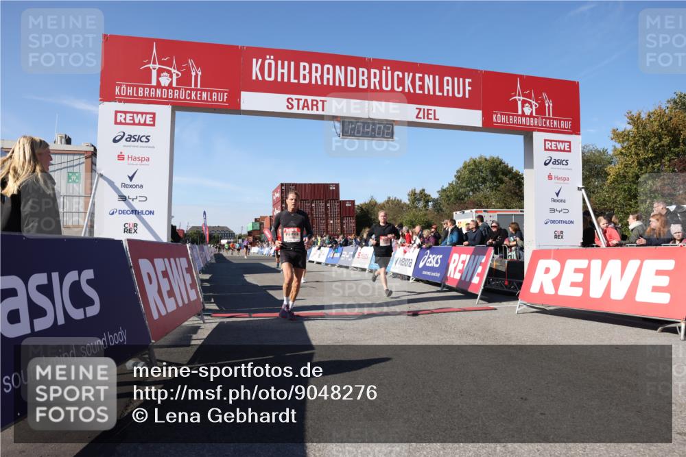 03.10.2025 - Köhlbrandbrückenlauf Lena Gebhardt http://msf.ph/oto/9048276 03.10.2025 13:04:03 Ziel 4056, 4127, 4349, 4372, 4480, 5098, 5447, 5950, 5958, 6315, 6392 meine-sportfotos.de