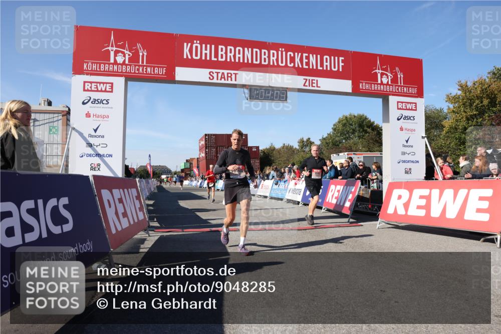03.10.2025 - Köhlbrandbrückenlauf Lena Gebhardt http://msf.ph/oto/9048285 03.10.2025 13:04:04 Ziel 4056, 4127, 4349, 4372, 4480, 5098, 5447, 5721, 5950, 5958, 6315, 6392 meine-sportfotos.de