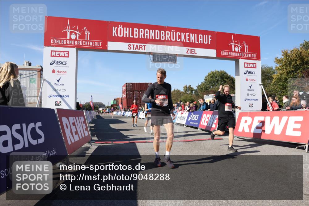 03.10.2025 - Köhlbrandbrückenlauf Lena Gebhardt http://msf.ph/oto/9048288 03.10.2025 13:04:04 Ziel 4056, 4127, 4349, 4372, 4480, 5098, 5447, 5721, 5950, 5958, 6315, 6392 meine-sportfotos.de