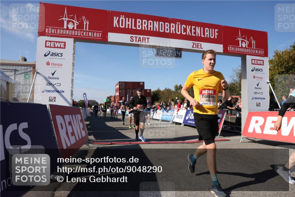 03.10.2025 - Köhlbrandbrückenlauf Lena Gebhardt http://msf.ph/oto/9048290 03.10.2025 13:20:14 Ziel 4397, 4402, 4565, 4779, 4994, 5037, 5160, 5175, 5328, 5456, 5481, 5672, 5683, 5850, 6035, 6136, 6589, 6649 meine-sportfotos.de