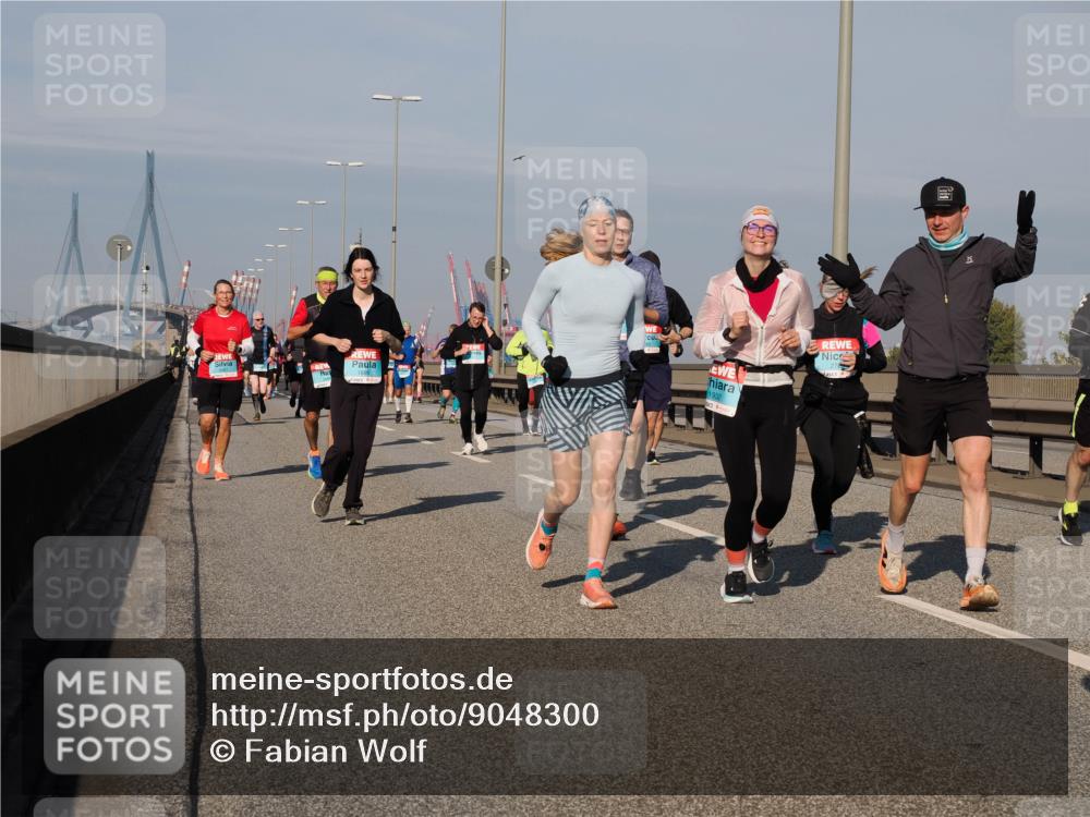 03.10.2025 - Köhlbrandbrückenlauf Fabian Wolf http://msf.ph/oto/9048300 03.10.2025 10:00:23 Position 3 1932 meine-sportfotos.de