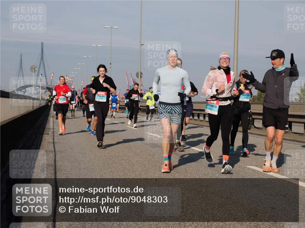 03.10.2025 - Köhlbrandbrückenlauf Fabian Wolf http://msf.ph/oto/9048303 03.10.2025 10:00:23 Position 3 1695, 1932, 2789 meine-sportfotos.de