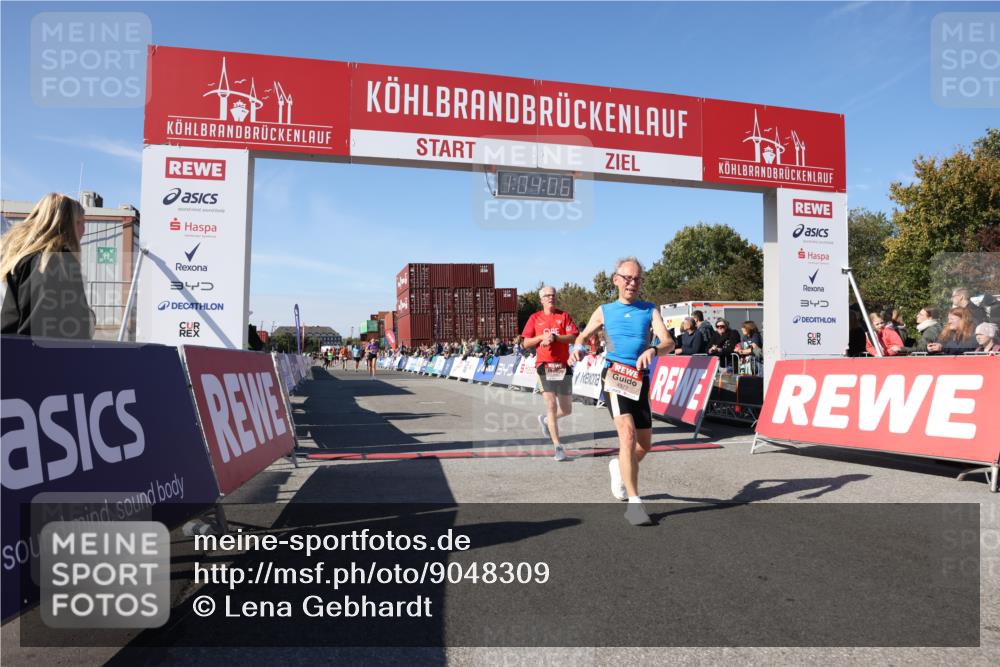 03.10.2025 - Köhlbrandbrückenlauf Lena Gebhardt http://msf.ph/oto/9048309 03.10.2025 13:04:06 Ziel 4056, 4127, 4349, 4372, 4480, 5721, 5950, 5958, 6392 meine-sportfotos.de