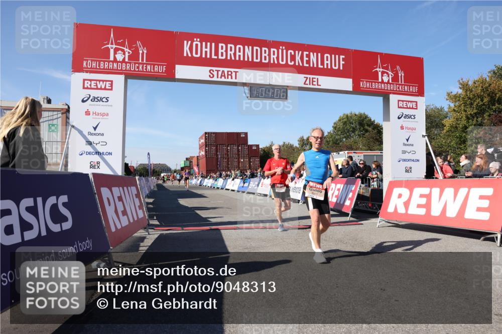 03.10.2025 - Köhlbrandbrückenlauf Lena Gebhardt http://msf.ph/oto/9048313 03.10.2025 13:04:06 Ziel 4056, 4127, 4349, 4372, 4480, 5721, 5950, 5958, 6392 meine-sportfotos.de