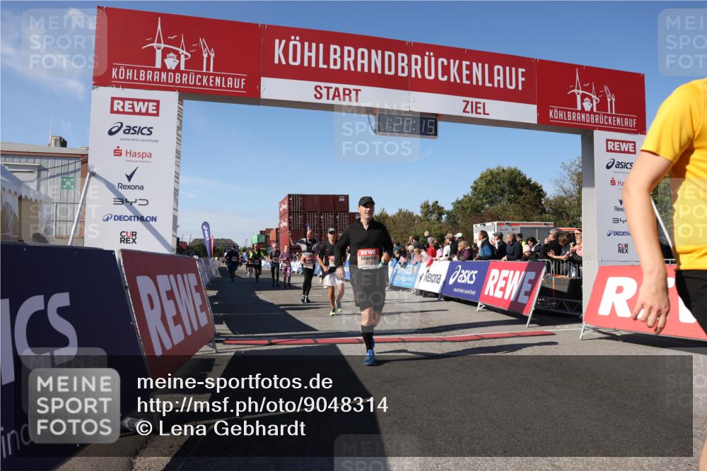 03.10.2025 - Köhlbrandbrückenlauf Lena Gebhardt http://msf.ph/oto/9048314 03.10.2025 13:20:15 Ziel 4397, 4402, 4565, 4779, 4994, 5037, 5144, 5160, 5328, 5456, 5481, 5672, 5683, 5850, 6035, 6136, 6589 meine-sportfotos.de
