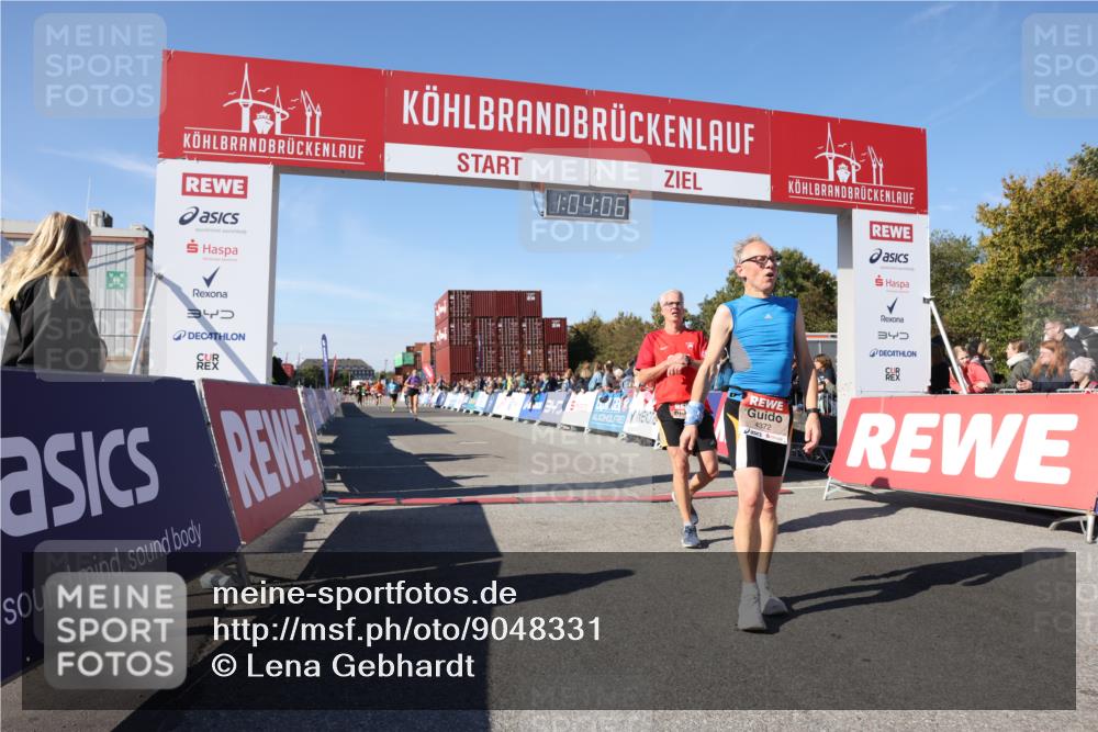 03.10.2025 - Köhlbrandbrückenlauf Lena Gebhardt http://msf.ph/oto/9048331 03.10.2025 13:04:07 Ziel 4056, 4349, 4372, 4480, 5721, 5950, 5958, 6392 meine-sportfotos.de