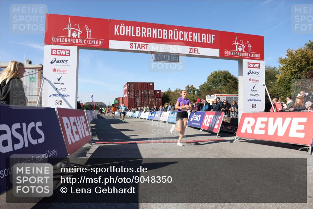 03.10.2025 - Köhlbrandbrückenlauf Lena Gebhardt http://msf.ph/oto/9048350 03.10.2025 13:04:11 Ziel 4056, 4372, 4480, 5055, 5721, 5958, 6038, 6523 meine-sportfotos.de