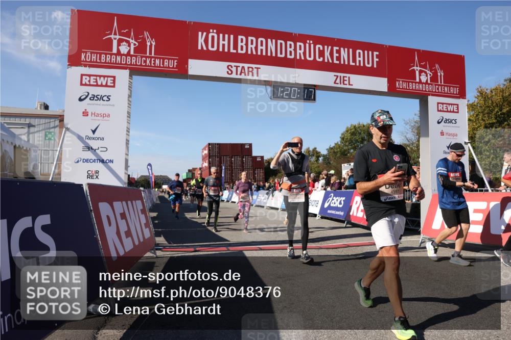 03.10.2025 - Köhlbrandbrückenlauf Lena Gebhardt http://msf.ph/oto/9048376 03.10.2025 13:20:18 Ziel 4397, 4402, 4565, 4571, 4779, 4994, 5144, 5160, 5208, 5456, 5481, 5672, 5683, 5850, 6035, 6136, 6589 meine-sportfotos.de