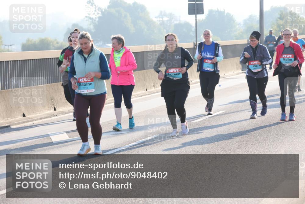 03.10.2025 - Köhlbrandbrückenlauf Lena Gebhardt http://msf.ph/oto/9048402 03.10.2025 09:30:36 Position 1 2515, 571, 2665, 2452, 3805 meine-sportfotos.de