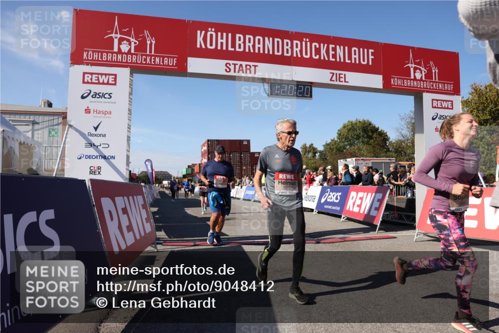 03.10.2025 - Köhlbrandbrückenlauf Lena Gebhardt http://msf.ph/oto/9048412 03.10.2025 13:20:20 Ziel 4397, 4402, 4565, 4571, 4779, 4994, 5144, 5160, 5208, 5672, 5683, 5790, 5850, 6035, 6136 meine-sportfotos.de