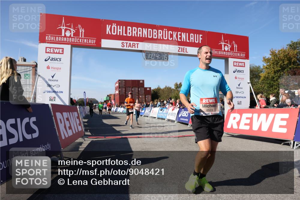 03.10.2025 - Köhlbrandbrückenlauf Lena Gebhardt http://msf.ph/oto/9048421 03.10.2025 13:04:16 Ziel 4494, 5055, 5721, 6038, 6250, 6251, 6523, 6724 meine-sportfotos.de