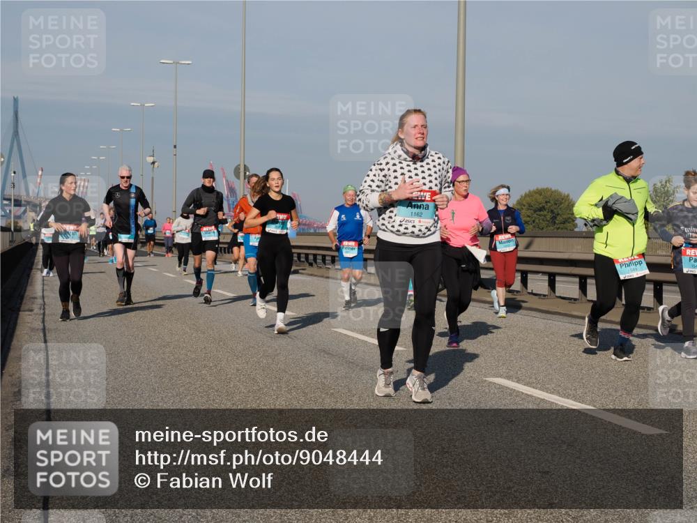 03.10.2025 - Köhlbrandbrückenlauf Fabian Wolf http://msf.ph/oto/9048444 03.10.2025 10:00:30 Position 3 1162, 1549 meine-sportfotos.de