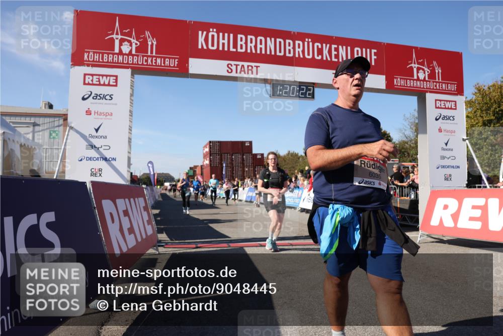 03.10.2025 - Köhlbrandbrückenlauf Lena Gebhardt http://msf.ph/oto/9048445 03.10.2025 13:20:23 Ziel 4385, 4397, 4570, 4571, 4591, 4672, 4739, 4779, 4859, 4994, 5082, 5144, 5160, 5208, 5672, 5683, 5790, 5850, 6035, 6136 meine-sportfotos.de