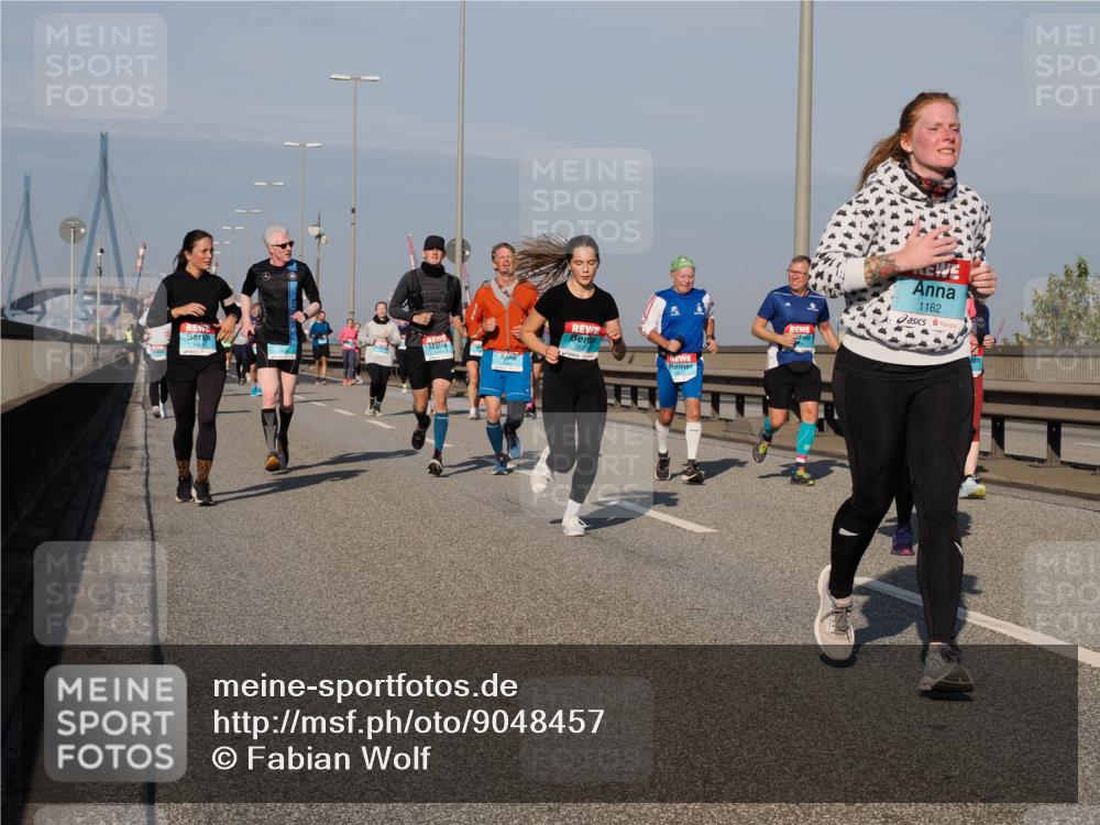 03.10.2025 - Köhlbrandbrückenlauf Fabian Wolf http://msf.ph/oto/9048457 03.10.2025 10:00:31 Position 3 1162 meine-sportfotos.de