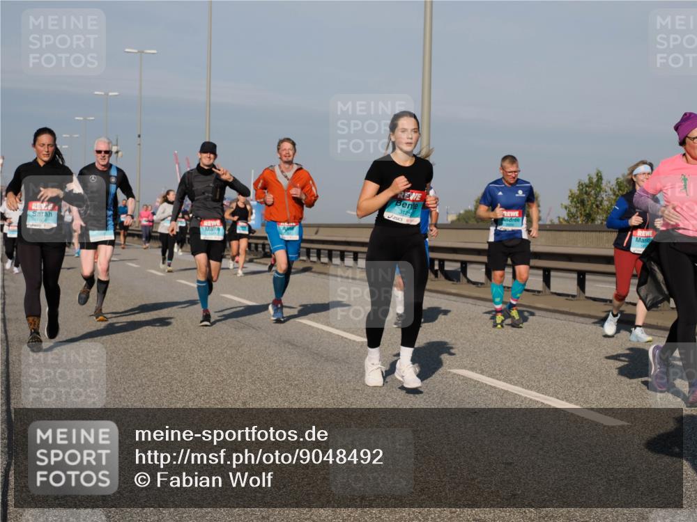 03.10.2025 - Köhlbrandbrückenlauf Fabian Wolf http://msf.ph/oto/9048492 03.10.2025 10:00:32 Position 3 3125 meine-sportfotos.de