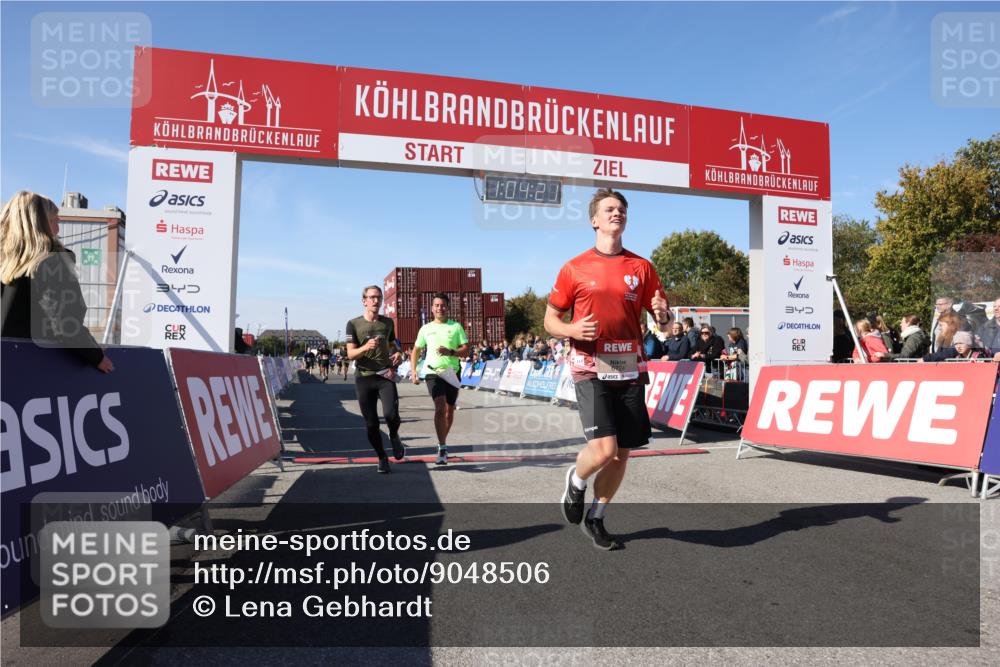 03.10.2025 - Köhlbrandbrückenlauf Lena Gebhardt http://msf.ph/oto/9048506 03.10.2025 13:04:21 Ziel 4117, 4198, 4297, 4494, 4665, 4836, 4995, 5055, 6038, 6250, 6251, 6523, 6723, 6724 meine-sportfotos.de