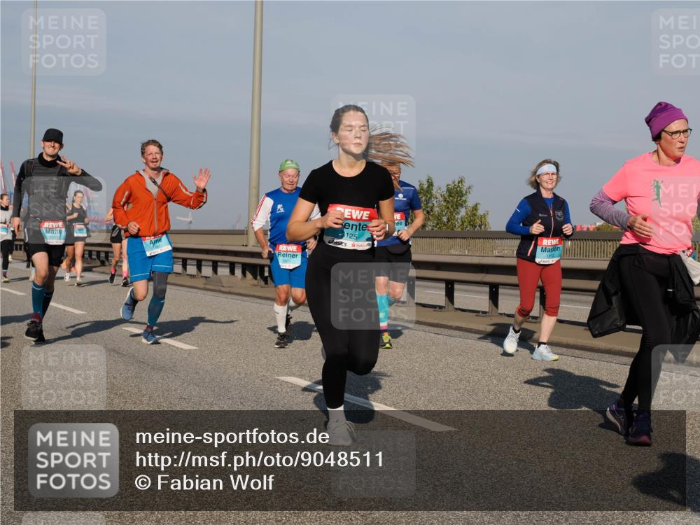 03.10.2025 - Köhlbrandbrückenlauf Fabian Wolf http://msf.ph/oto/9048511 03.10.2025 10:00:33 Position 3 1031, 3125, 1812 meine-sportfotos.de
