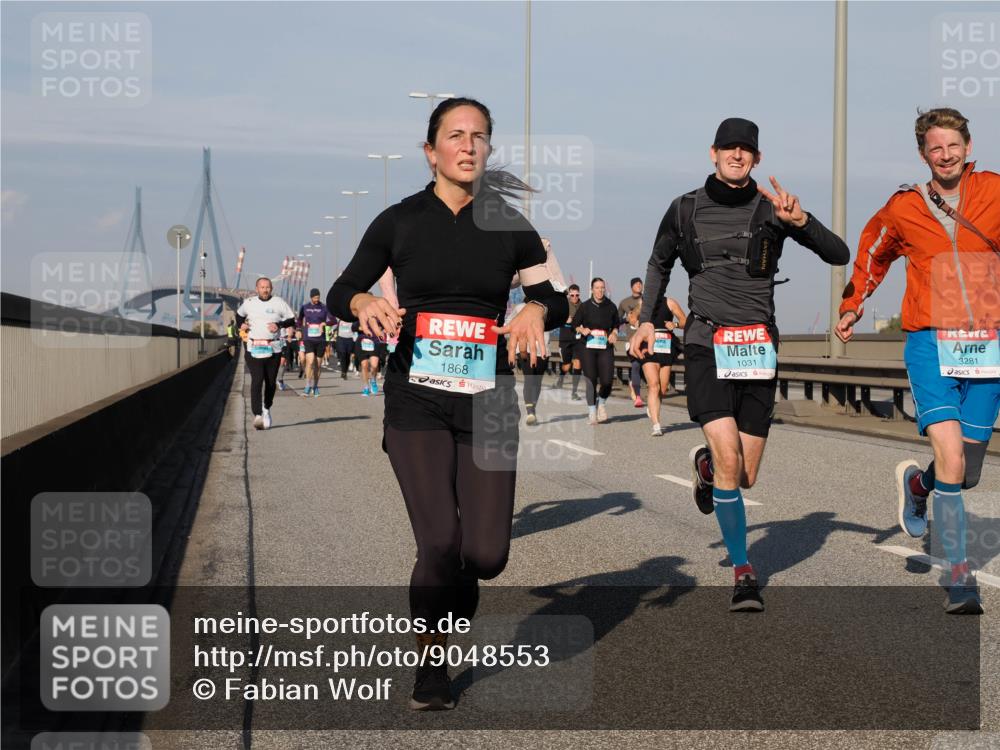 03.10.2025 - Köhlbrandbrückenlauf Fabian Wolf http://msf.ph/oto/9048553 03.10.2025 10:00:35 Position 3 1868, 1031, 3281 meine-sportfotos.de