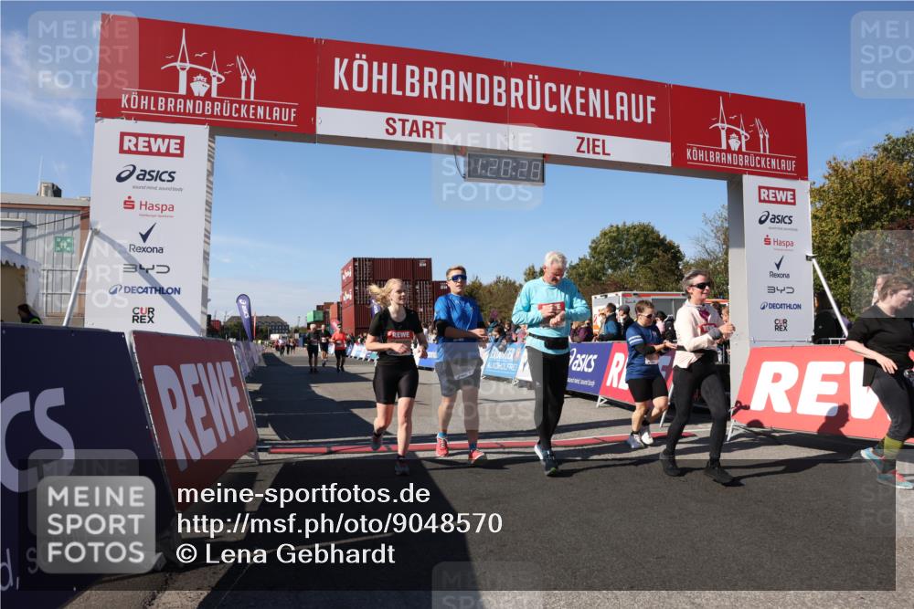 03.10.2025 - Köhlbrandbrückenlauf Lena Gebhardt http://msf.ph/oto/9048570 03.10.2025 13:20:29 Ziel 4269, 4385, 4570, 4571, 4591, 4672, 4739, 4790, 4859, 5082, 5144, 5160, 5208, 5543, 5631, 5790, 6035 meine-sportfotos.de