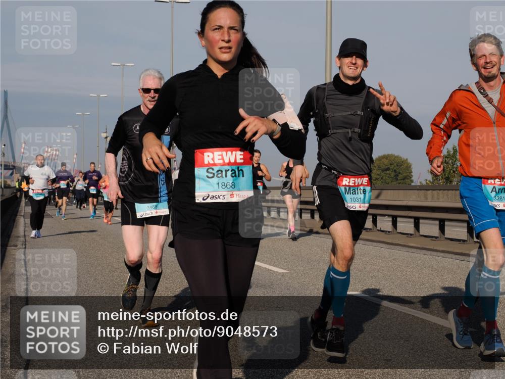 03.10.2025 - Köhlbrandbrückenlauf Fabian Wolf http://msf.ph/oto/9048573 03.10.2025 10:00:35 Position 3 3468, 95, 1868, 1031, 3281 meine-sportfotos.de